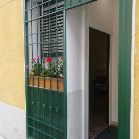 Apartment Urbino 33 Рим Екстер'єр фото